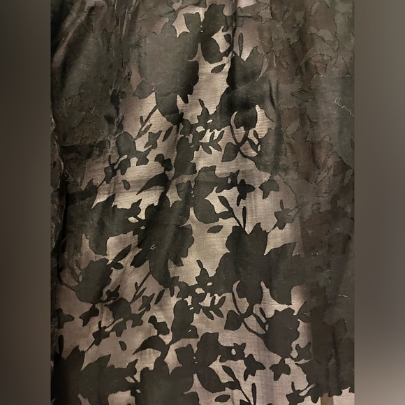 NWT Sheer Black Floral Blouse - Picture 3 of 4